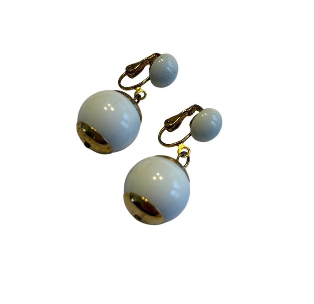 Mod clip on earrings white beads & gold tone finishes vintage 1970’s runway chic
